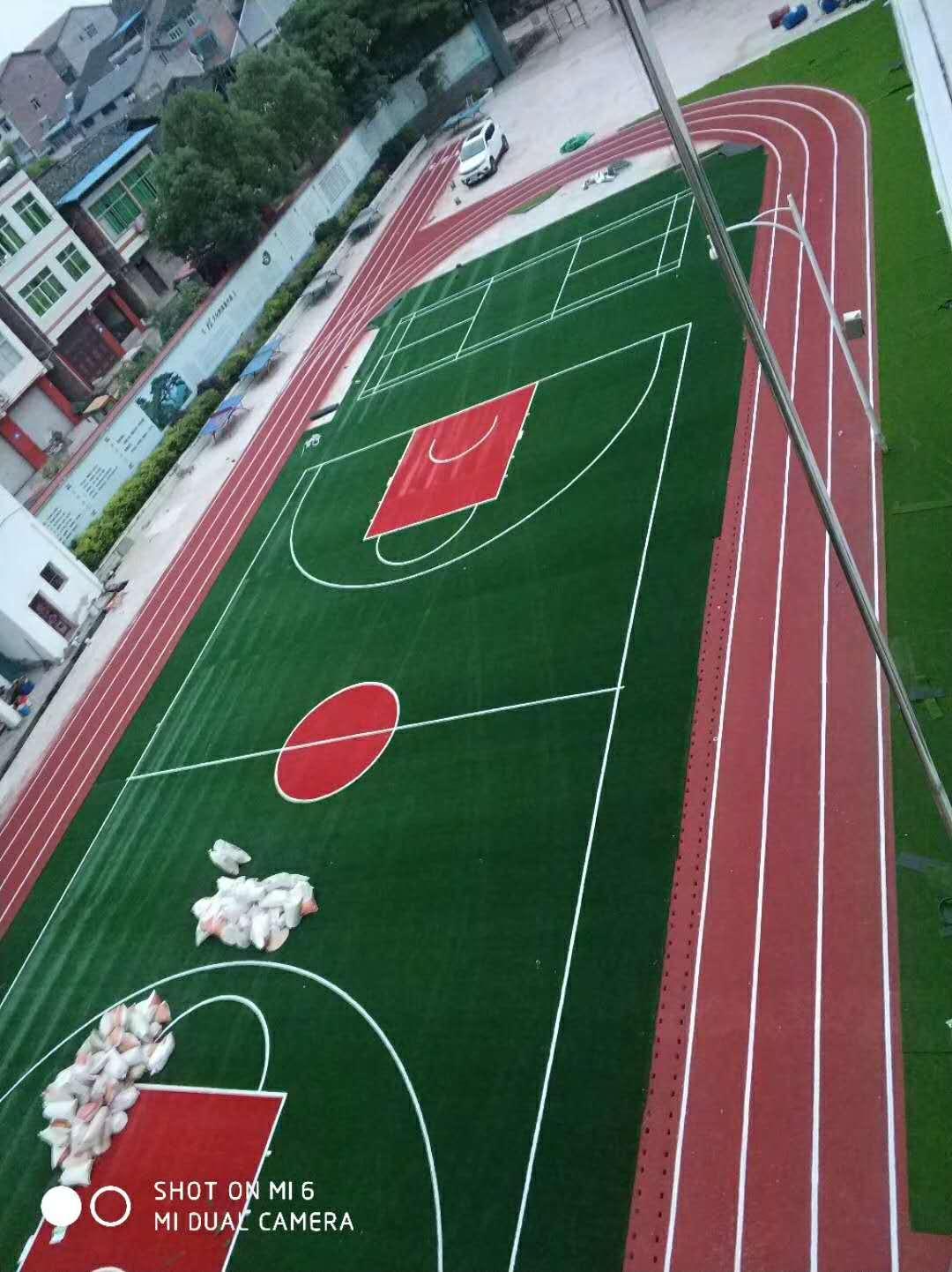 河北沧州人造草坪篮球场铺设