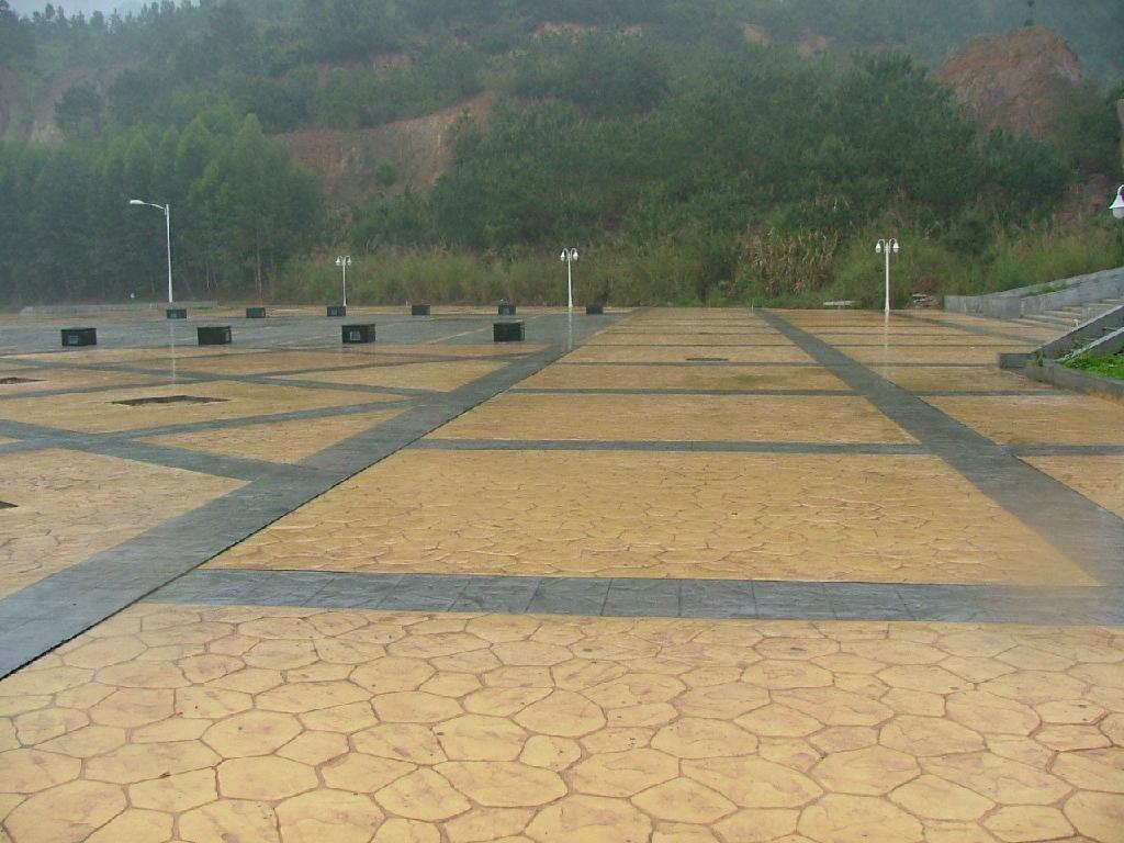 柳州园林生态环保艺术压花地坪材料施工