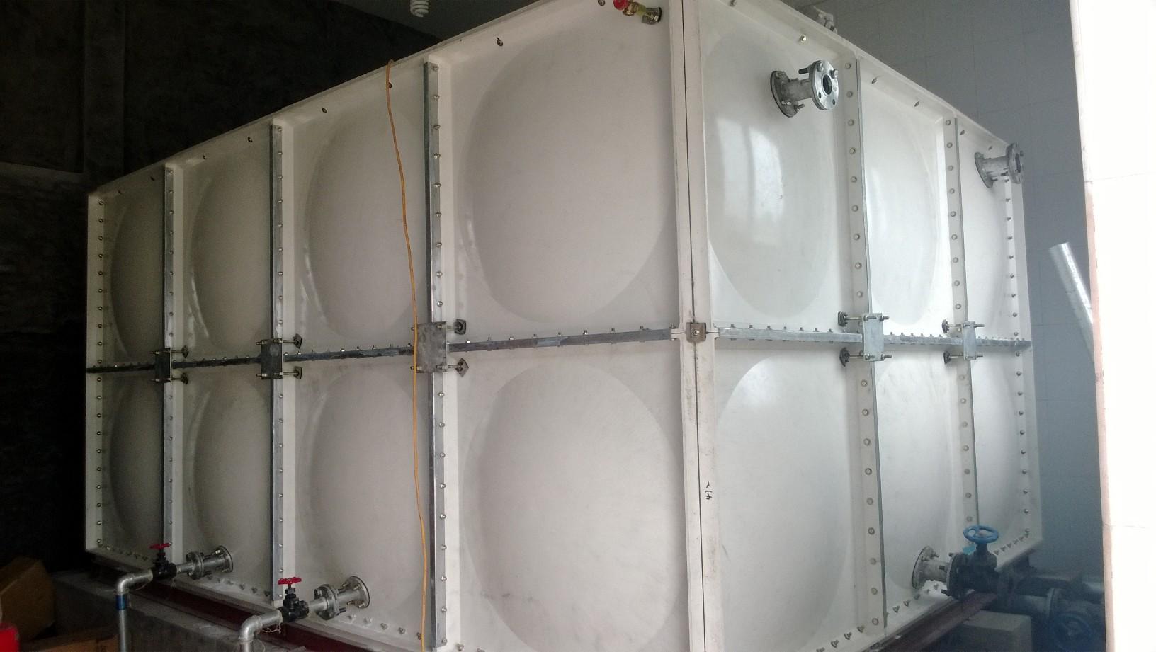 保温水箱 肋板水箱 玻璃钢水箱使用范围广