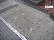重庆市铺砖井盖