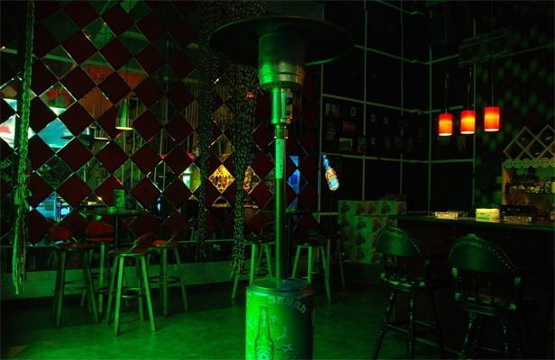 ​酒吧怎么做隔音 酒吧噪声隔声处理 酒吧吸音设计方案