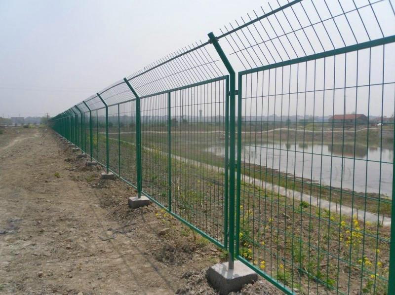 河道安全防护网 铁丝网围栏 框架隔离栅厂家直销