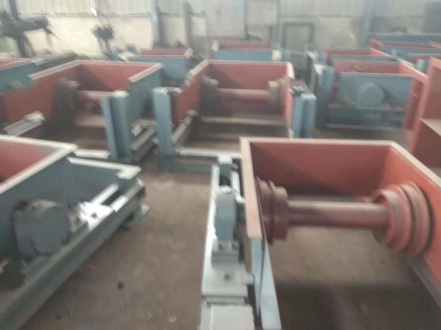 供应耐磨型链条刮板输送机铸石刮板输送机