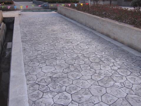 通辽市 科尔沁左翼后旗彩色压花地坪开鲁县硬化路面实力与颜值兼具的地坪材料