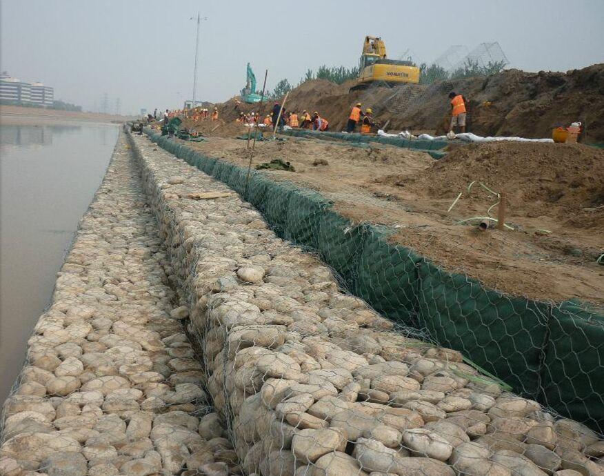 河道整治修复铅丝笼 护坡防洪巨磊铅丝石笼
