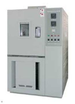 高低温试验箱--武汉高低温交变湿热试验箱