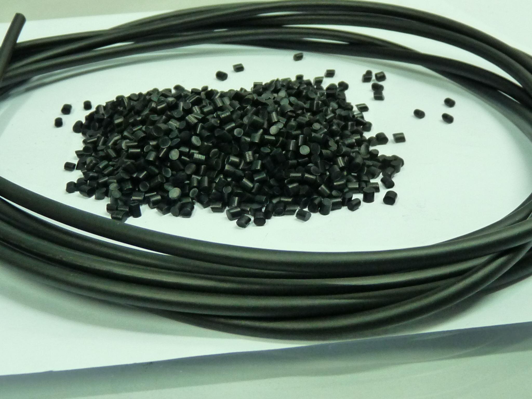 黑色90度哑光TPU 挤出线材用 聚醚耐低温零下40度