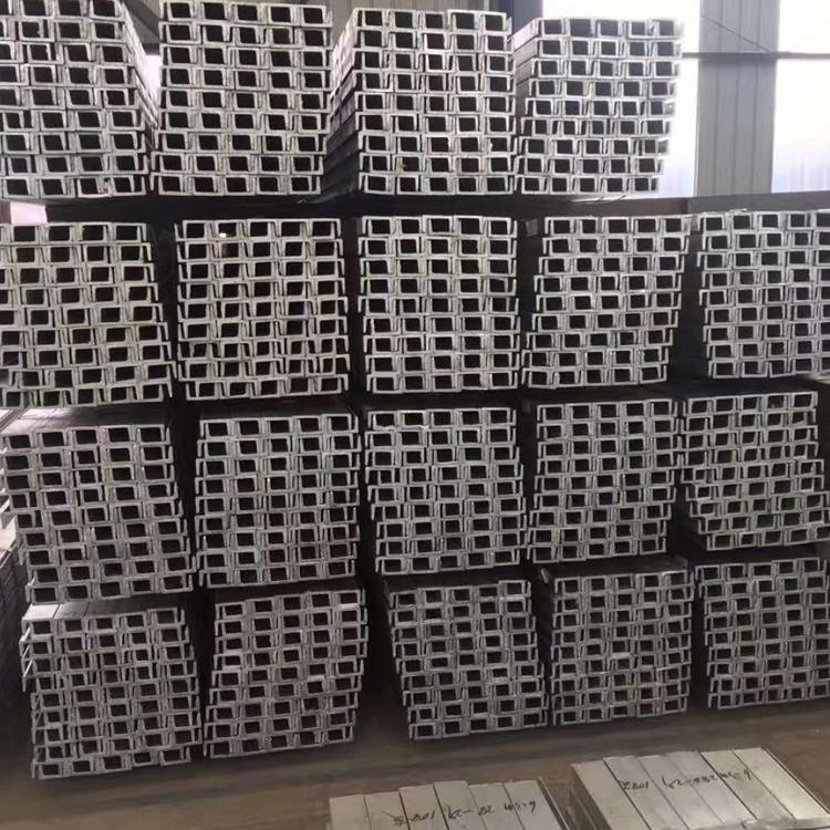 天津12#热镀锌槽钢唐钢建筑结构出口包装定制