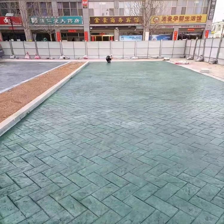上海停车场防滑耐磨水泥压模地坪施工单位