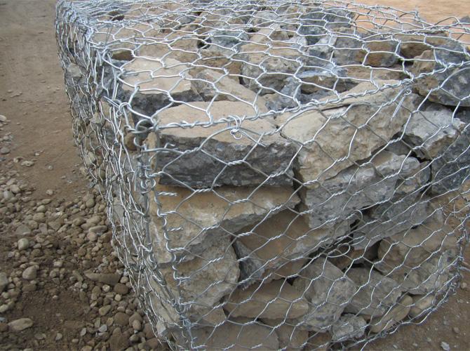 高镀锌石笼网产自哪里厂家价格多少