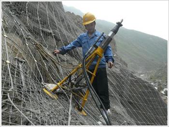 山路斌佳主动防护网栏价格