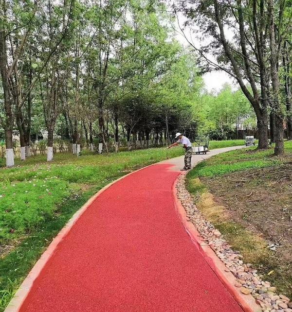 黑龙江环保混凝土路面彩色地坪材料强化剂保护漆