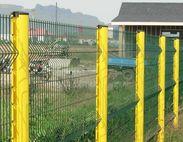 低碳不锈钢丝桃形立柱护栏网