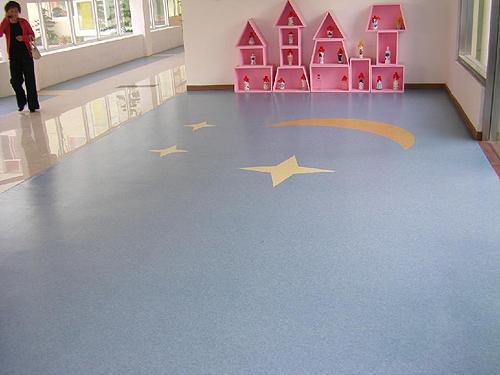 厂家供应泰安幼儿园pvc塑胶地板 欢迎光临