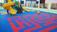 幼儿园室外适合铺装什么样的地板合适？悬浮地板合适吗？