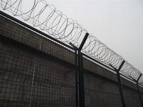 监狱钢网墙|监狱刺网护栏|看守所防护网