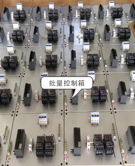   北京实体店 恒压供水不锈钢水罐控制箱 生活给用水 变频调速控制柜  