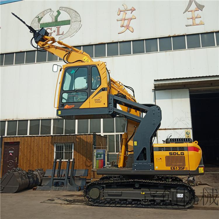 龙工130挖掘机驾驶室升高 火车平仓机 济宁宣创工程机械设备