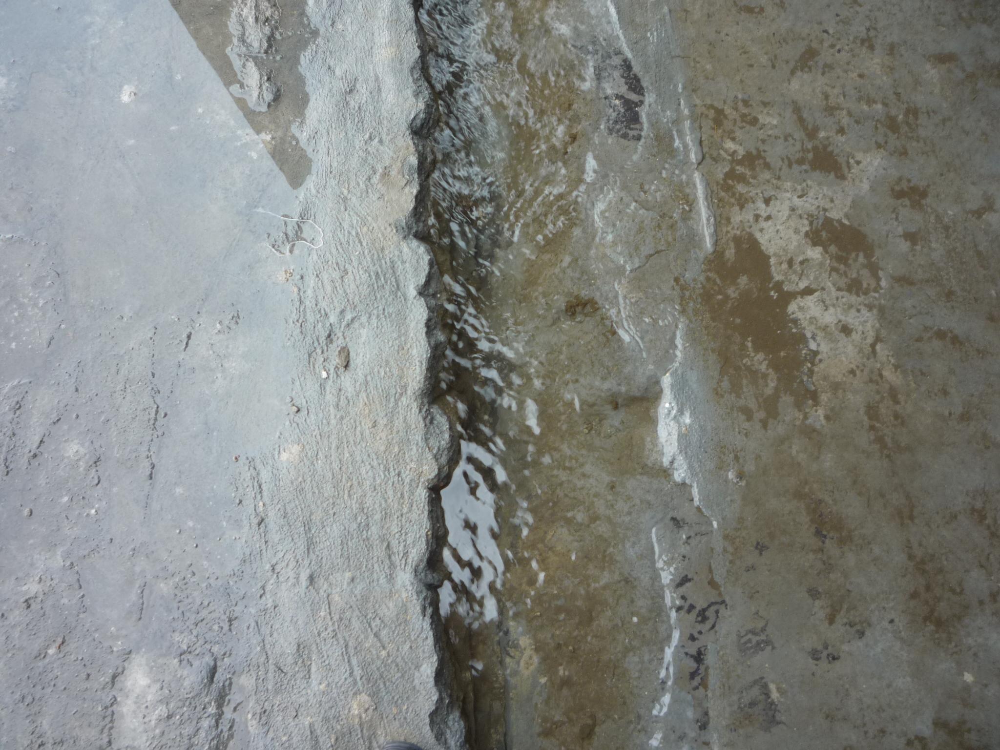 水泥伸缩缝防水堵漏