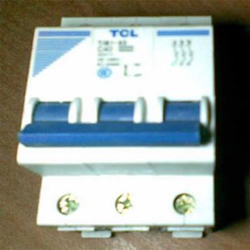TCL断路器TIB1-3P-25A照明型小型断路器开关