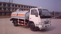 EQ1051T51DJ3A化工液体运输车13908660399