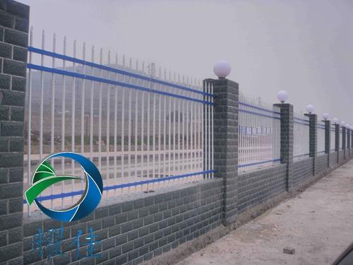 锌钢护栏网价格适中色彩鲜亮坚固耐用-耀佳丝网