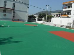 湖北联冠体育设施公司专业提供湖北江陵塑胶跑道网球场施工人造草