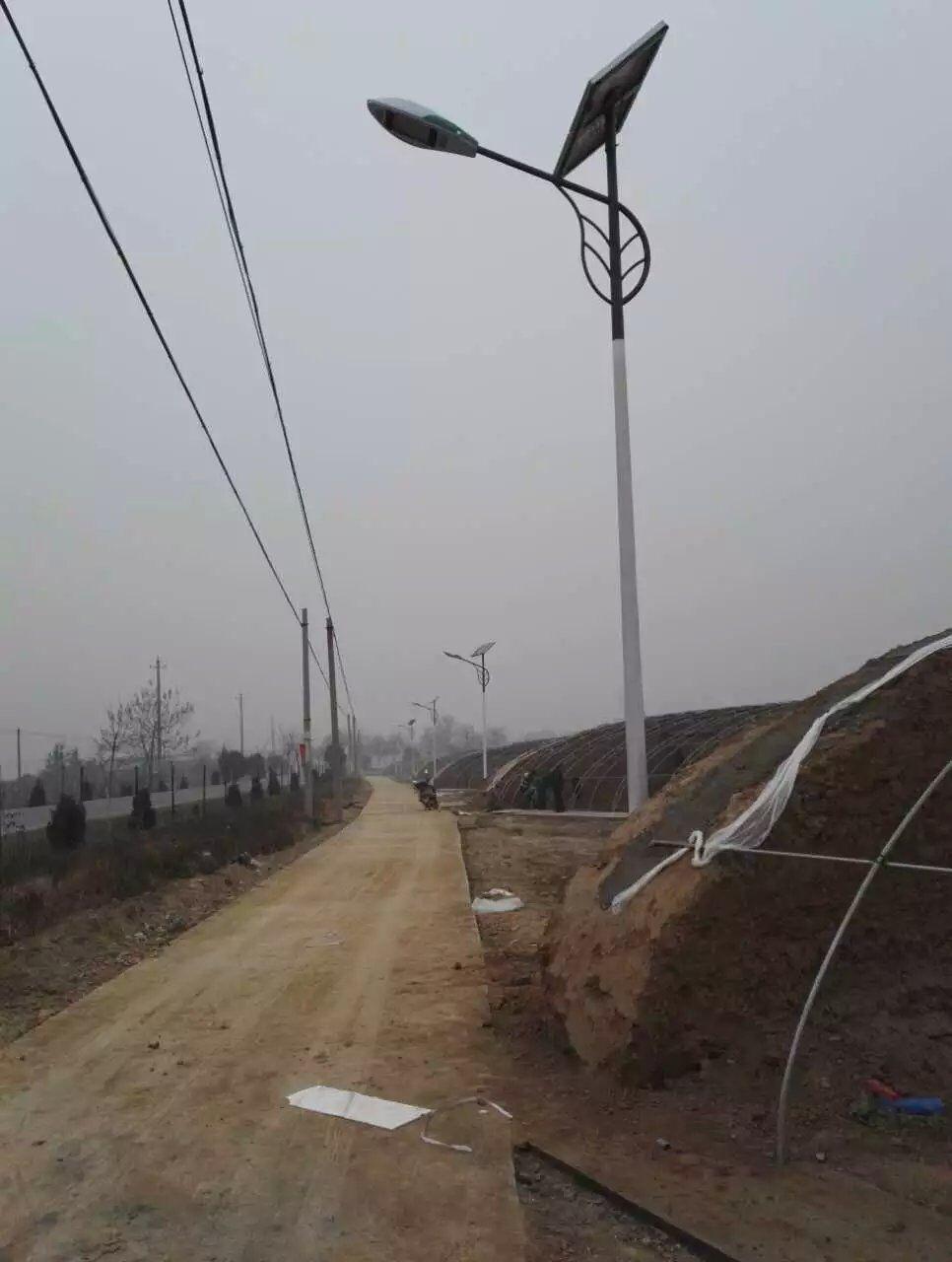青海格尔木新农村太阳能路灯生产厂家