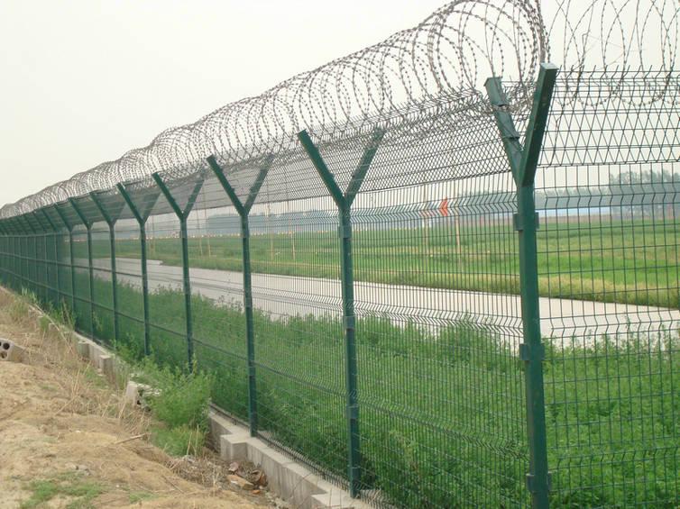 成都机场护栏网监狱看守所防护网刺丝铁丝网围栏厂家直销