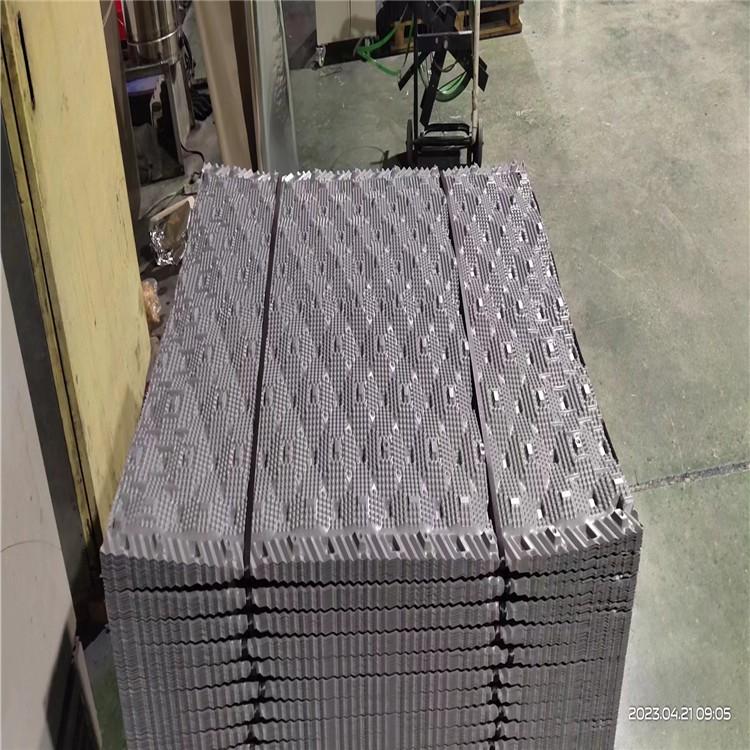 品牌散热塔散热片玻璃钢冷却塔填料1000*500型PVC点播塔芯生产厂