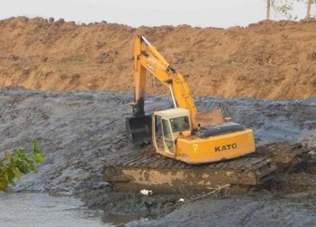 水陆挖掘机出租、水上挖掘机