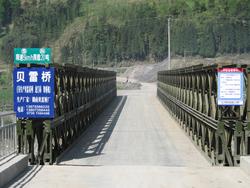 双层结构贝雷桥　贝雷片　贝雷架