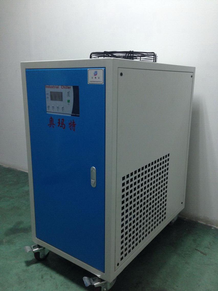 供应电镀工业电镀池冷却冷水机，昆山模温机，宿迁冷水机。