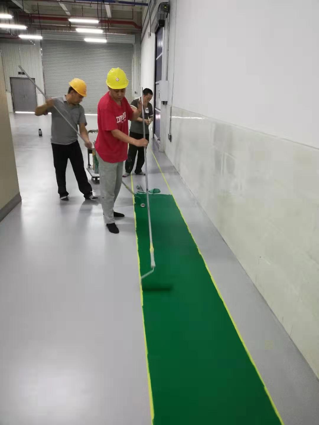 顺德地坪漆在哪里找到工人刷勒流均安地坪漆施工队