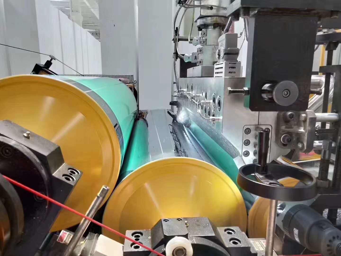 双螺杆免干燥排气型PET片材生产线