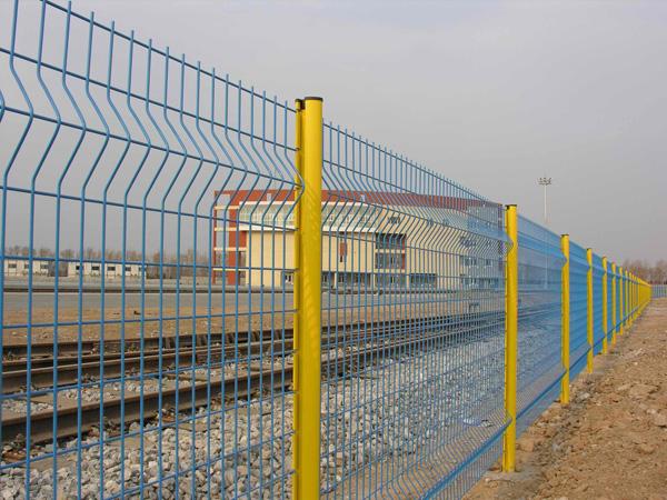 湛江铁路护栏厂  铁路护栏图片