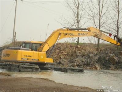 三门峡湿地挖掘机出租水上挖机出租水路挖掘机出租