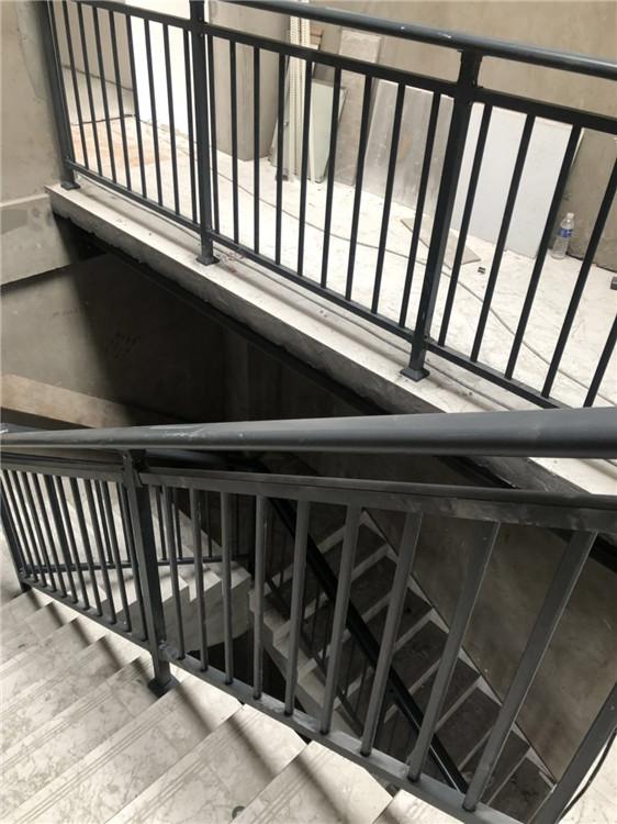 江苏锌钢楼梯扶手  户外栏杆 小区走廊扶手定制
