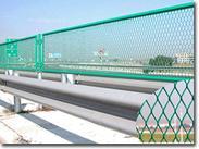 华耐护栏网厂高速公路护栏铁路铁丝防护网围栏网隔离栅等网栏