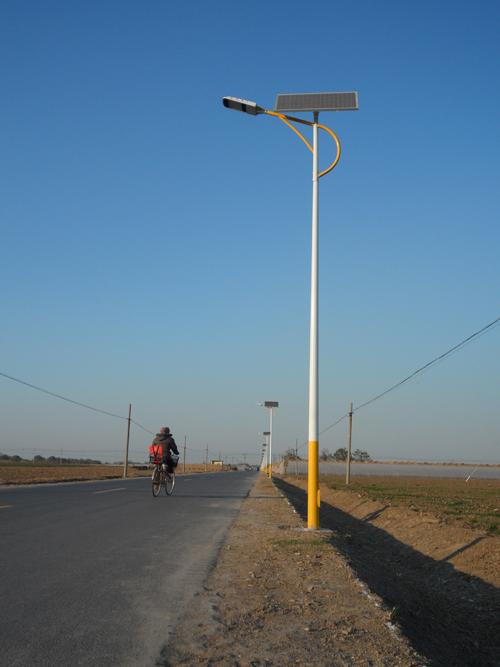 新疆克拉玛依太阳能路灯、LED路灯生产厂家