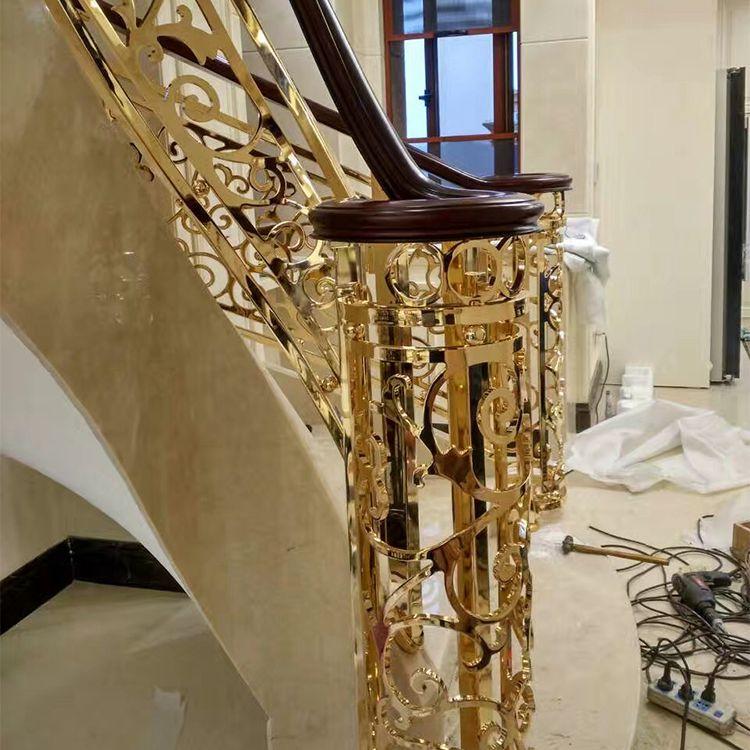 一款全家人都同意安装的新型铜楼梯扶手