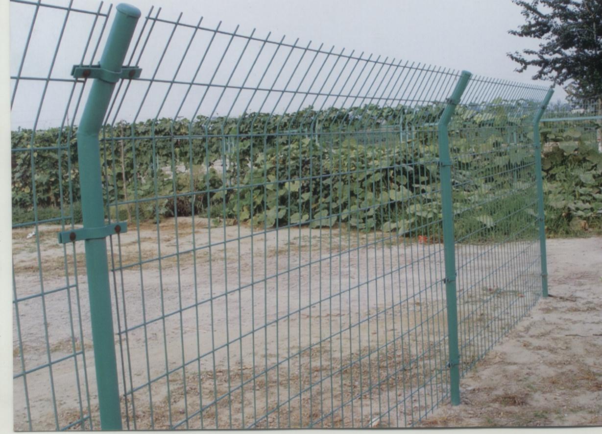圈地护栏网,生态园护栏网,厂区围栏网,临时护栏网,铁丝网围栏