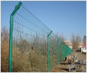 双边丝护栏网 公路护栏网 高速护栏网安全隔离栅