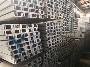 天津友储钢铁供应镀锌角钢、槽钢、工字钢，规格齐全