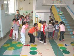 学校幼儿园用塑胶地板幼儿园胶地板