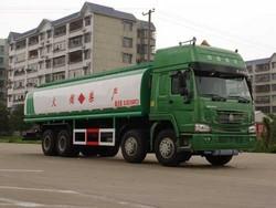 中国重汽前四后八化工液体运输车（豪泺 欧Ⅲ），重汽化工车