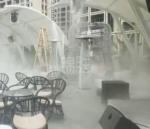 成都锦胜雾森-四川雅安酒吧喷雾降温造景-人造雾设备