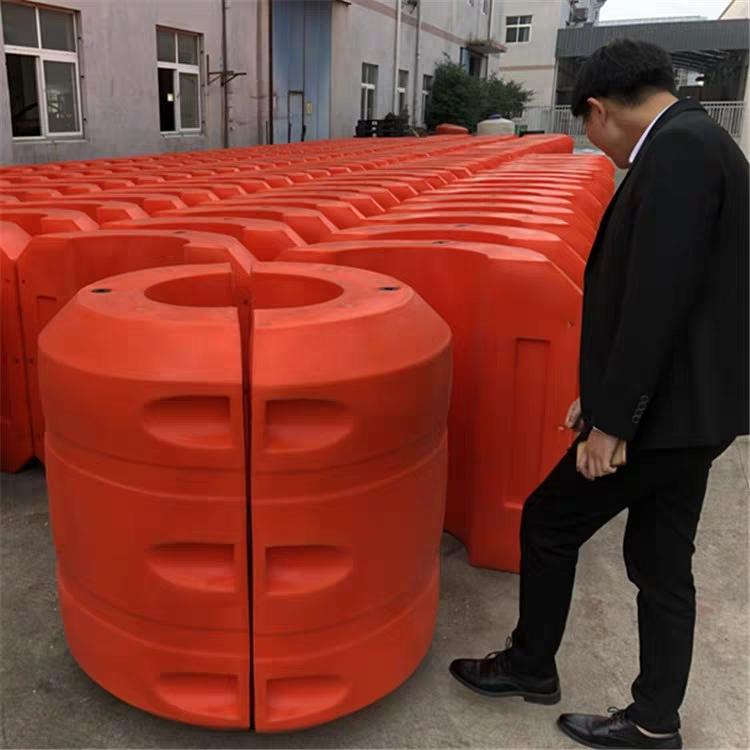 ​上海拦污筒 北京拦河浮筒 拦油拦污塑料桶 反光浮筒拦污