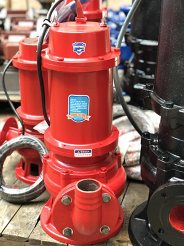 耐高温潜水泵国标法兰40WQR7-15-0.75wqr潜水泵