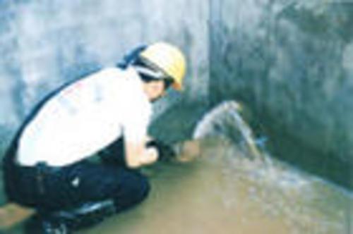 临沧防水堵漏施工单位  污水池沉降缝堵漏